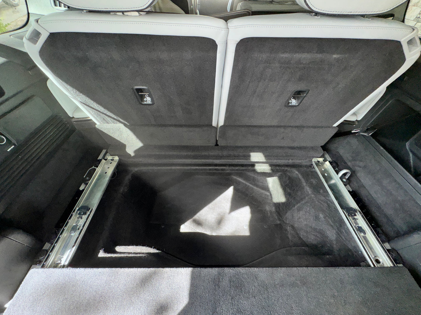 coA³st Cargo Drawer Slide System – Rivian R1S (Pull-Out Tray)
