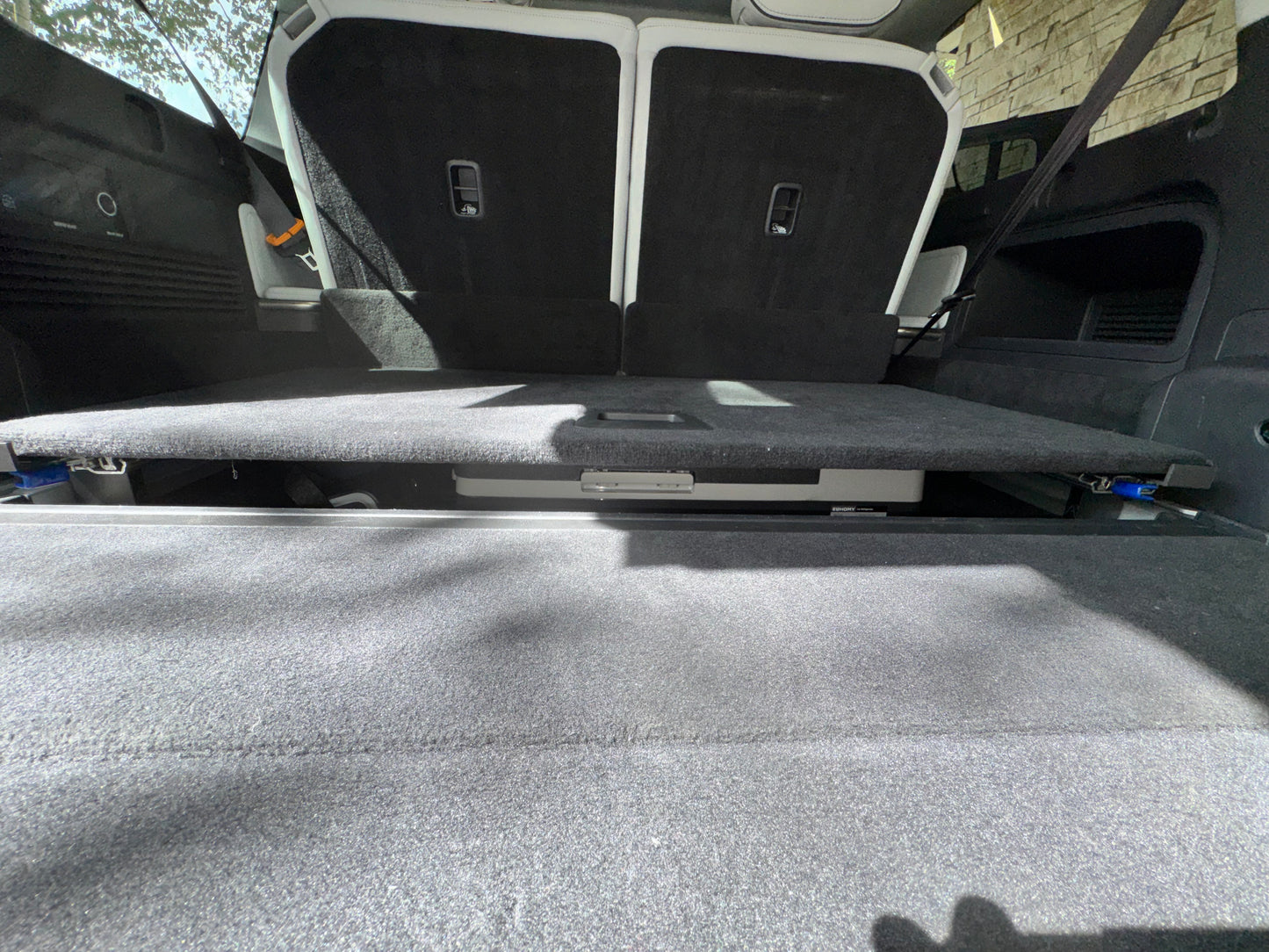 coA³st Cargo Drawer Slide System – Rivian R1S (Pull-Out Tray)